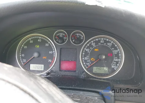 2002 Volkswagen Passat Gls z USA, uszkodzony, nr VIN WVWPD63B82P343278